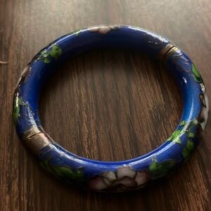 Cloissione 7 inch bangle gently worn